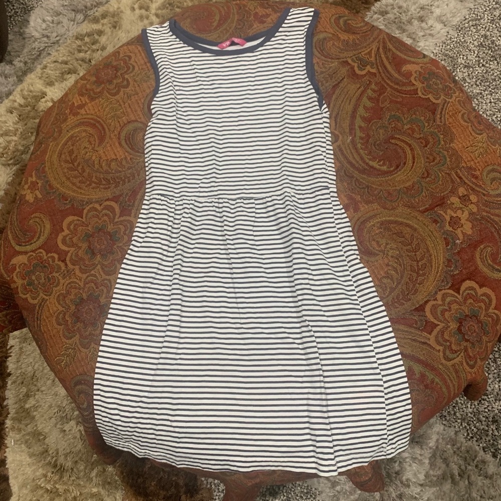 Classic Girls Dress
